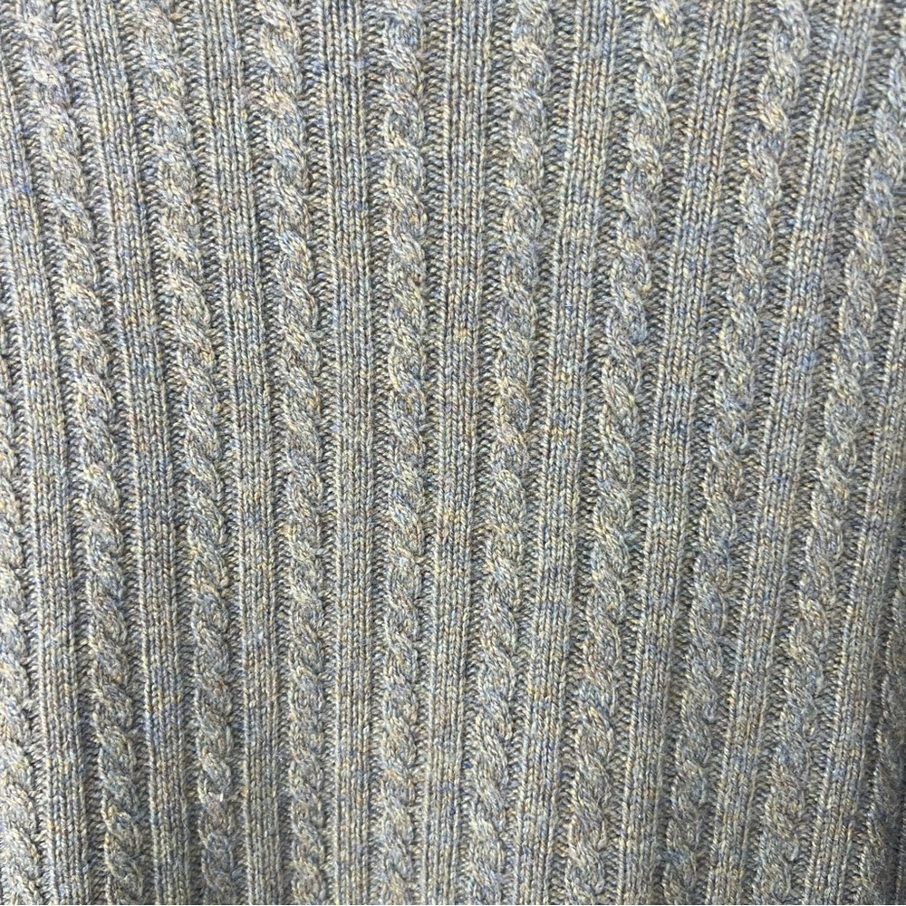 Burberry 100% Cashmere Turtleneck Cable knit Sweater - Picture 6 of 8